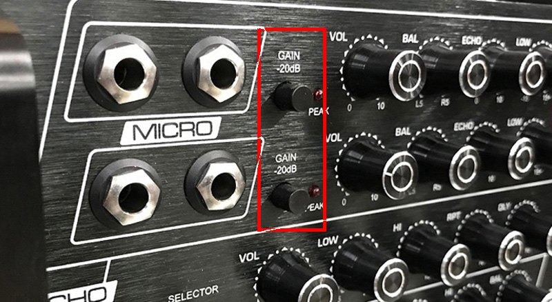 Gain trong amply là nút hiệu chỉnh tín hiệu đầu vào trước khi được amply đưa vào xử lý và khuếch đại Gain trong amply là nút hiệu chỉnh tín hiệu đầu vào trước khi được amply đưa vào xử lý và khuếch đại