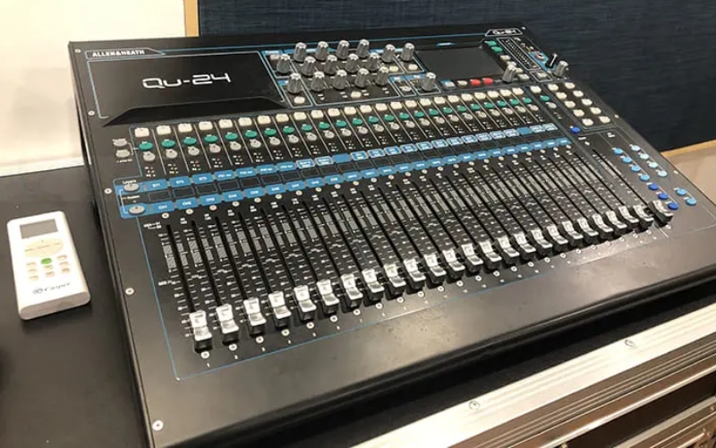 Nút PFL trên mixer là gì ? Ý nghĩa, công dụng và khi nào nên dùng Cách cân chỉnh nút PFL đúng trong thực tế
