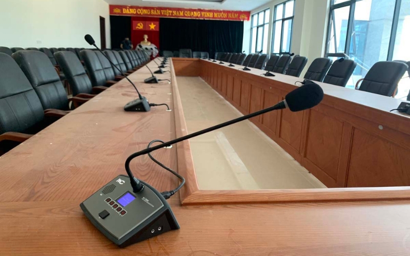 Cách thực hiện giải pháp âm thanh phòng họp