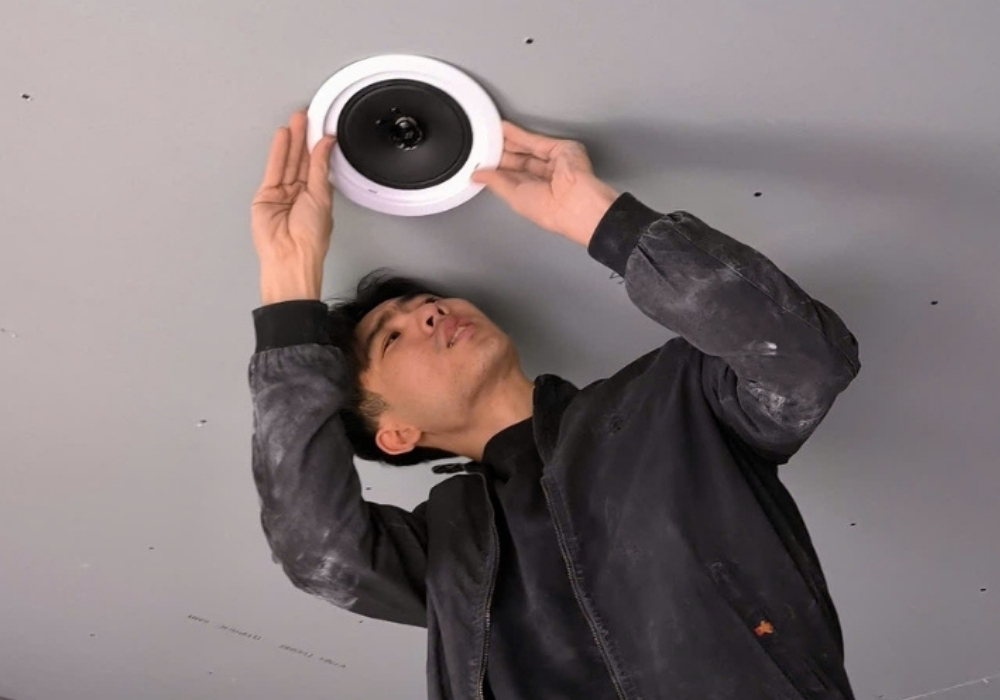 Lắp đặt loa âm trần JBL